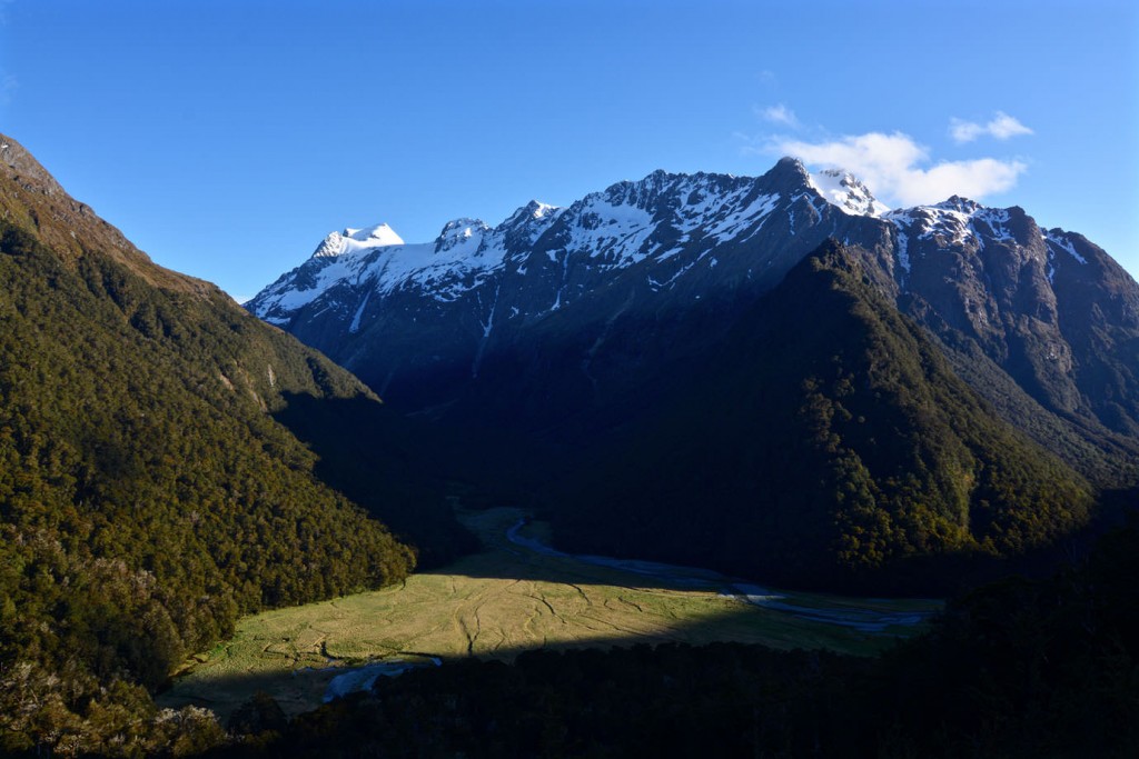 Valley along Routeburn Track