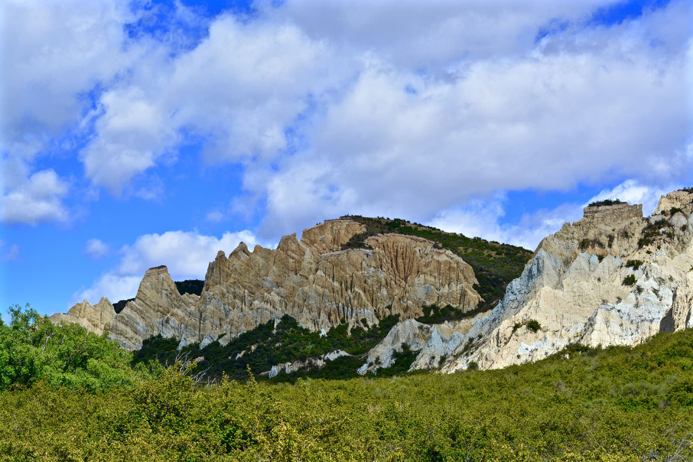 Clay Cliffs rock formation next to Omarama