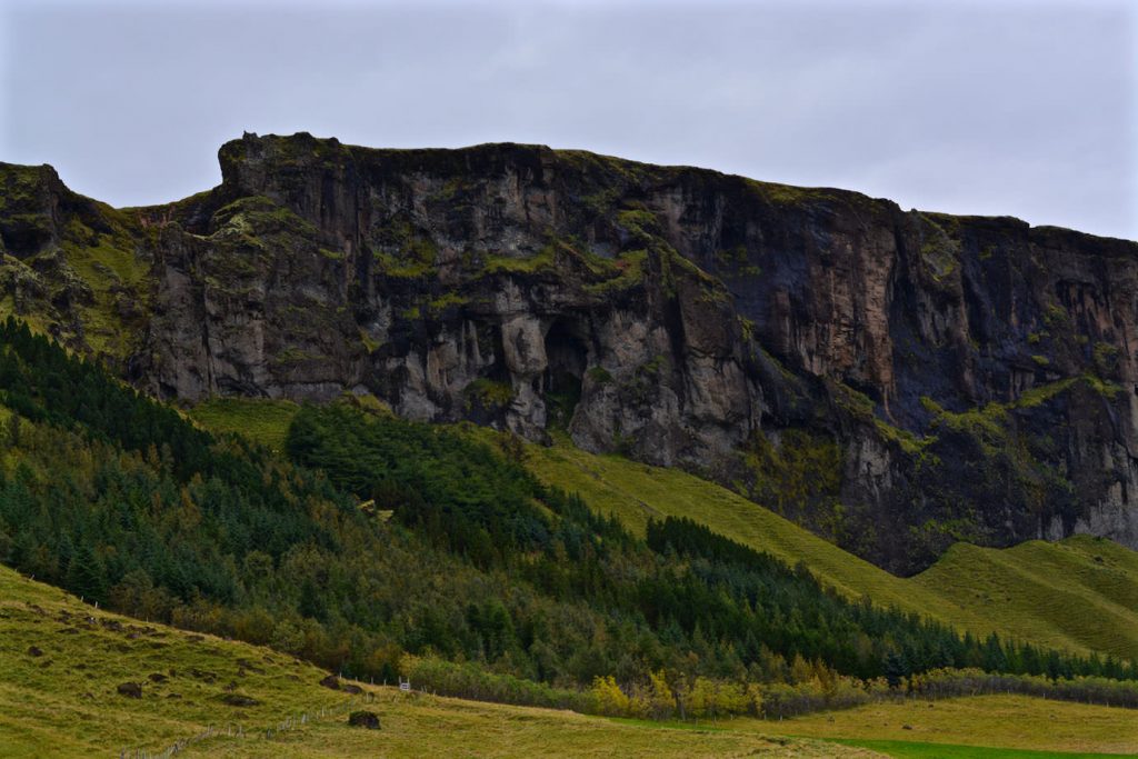 Cliff near Eldhraun